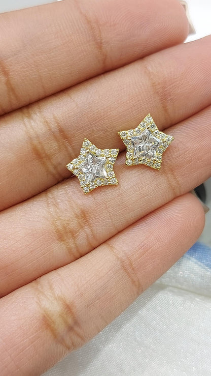 Puces d'oreilles taille étoile / Puces d'oreilles taille étoile / Puces d'oreilles en or 14 carats / Puces d'oreilles taille étoile de 2 carats au total / Cadeau pour maman