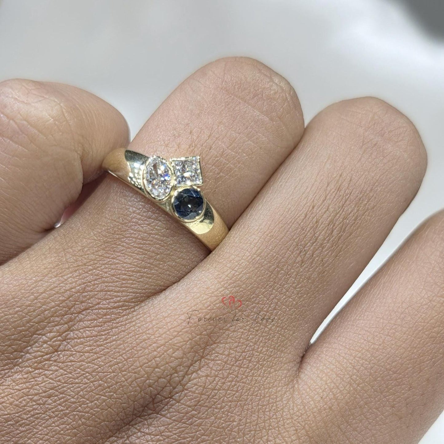 Prinzessschliff Saphir-Verlobungsring Princess cut Moissanite engagement ring in 935 Argentium Silber — custom handcrafted by Forever For Love