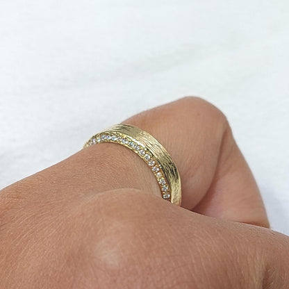 Round Diamond Stacking Ring