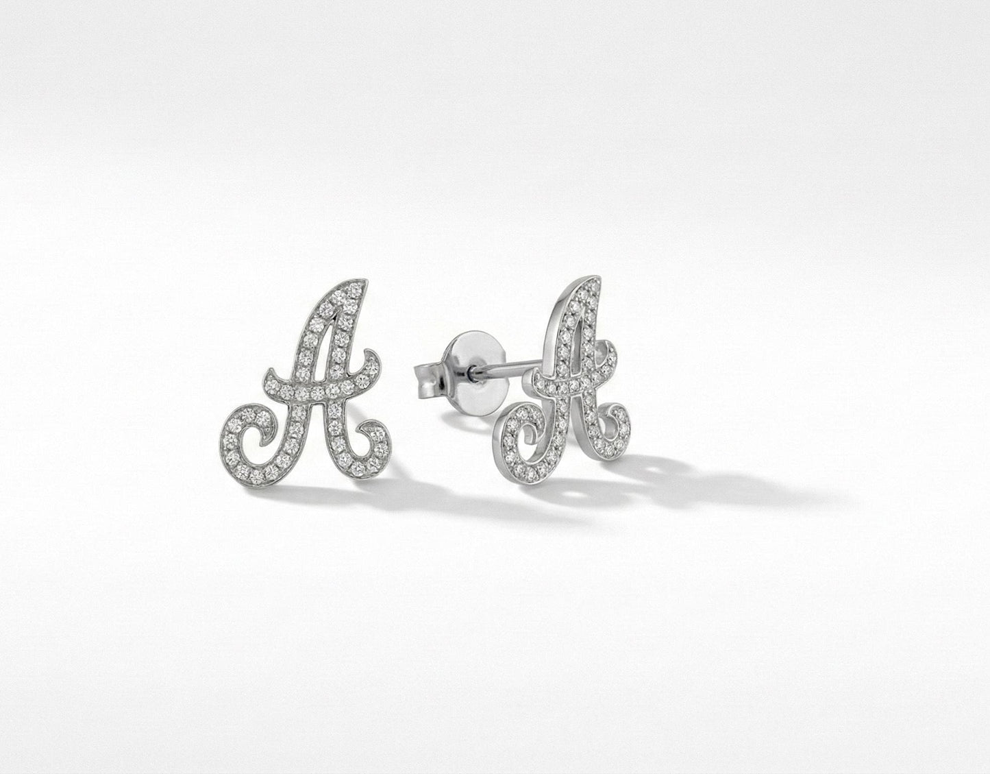 14k Mini Diamant Ohrringe, süße Initialen Ohrringe, Buchstaben Ohrstecker, minimalistischer Ohrring, personalisiertes Geschenk, Massivgold, zierliche Ohrstecker, perfektes Geschenk Moissanite engagement ring in Gold or Platinum — custom handcrafted by Forever For Love