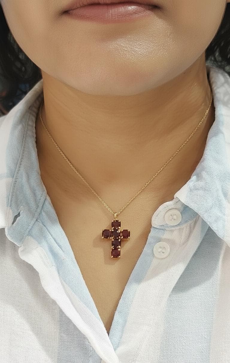 14 Karat Massivgold Diamant Kreuz Halskette für Frauen, Diamant Kreuz Anhänger, Religiöser Schmuck, Christlicher Glaube Anhänger, Kreuz Geschenk für Frauen Moissanite engagement ring in Gold or Platinum — custom handcrafted by Forever For Love