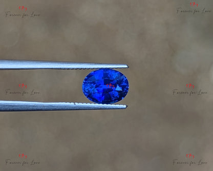 Königsblauer Saphir 1,14 Karat, natürlicher, ovaler Edelstein aus Ceylon, leuchtend blauer Stein, individuelles Schmuckgeschenk für Sie