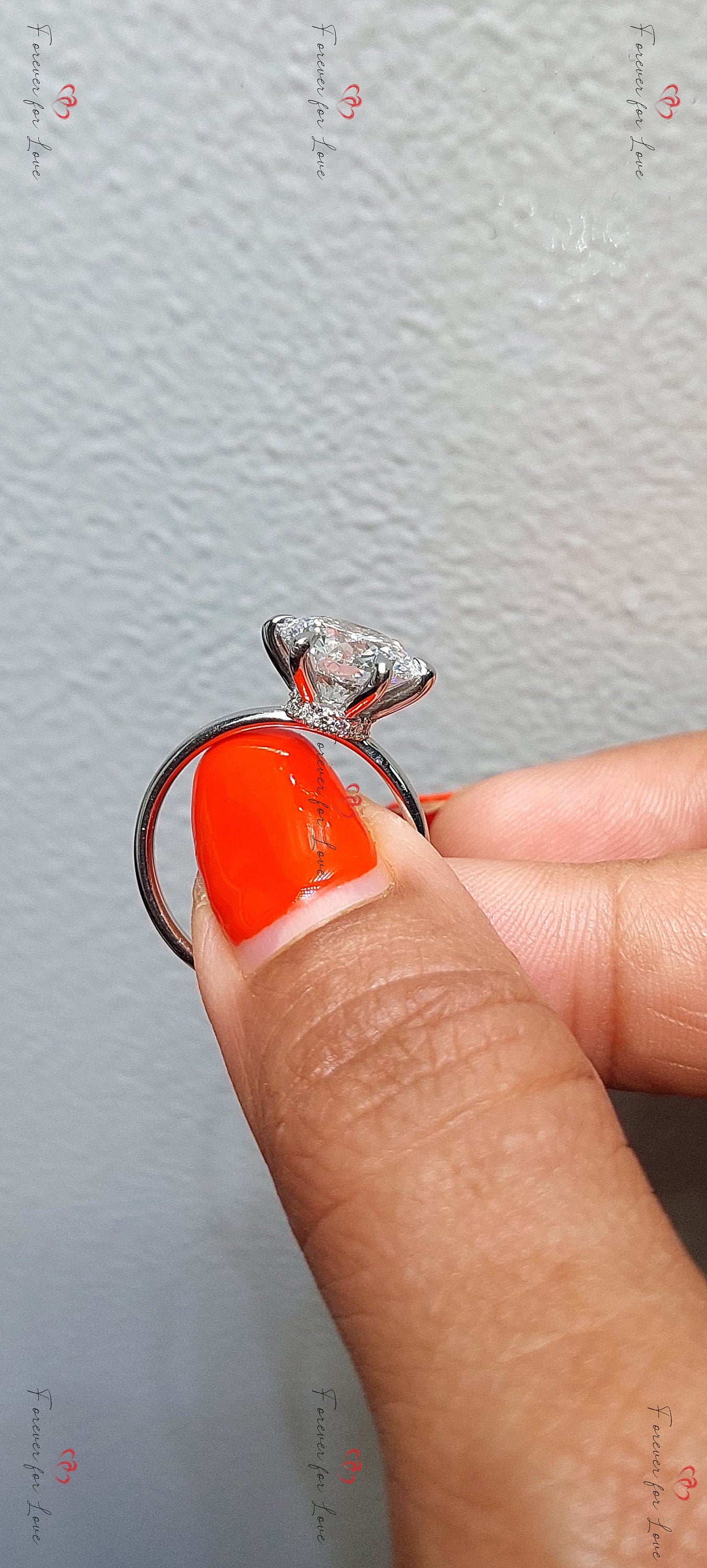 3 Ct IGI Certified Round Lab Diamond Solitaire Engagement Ring