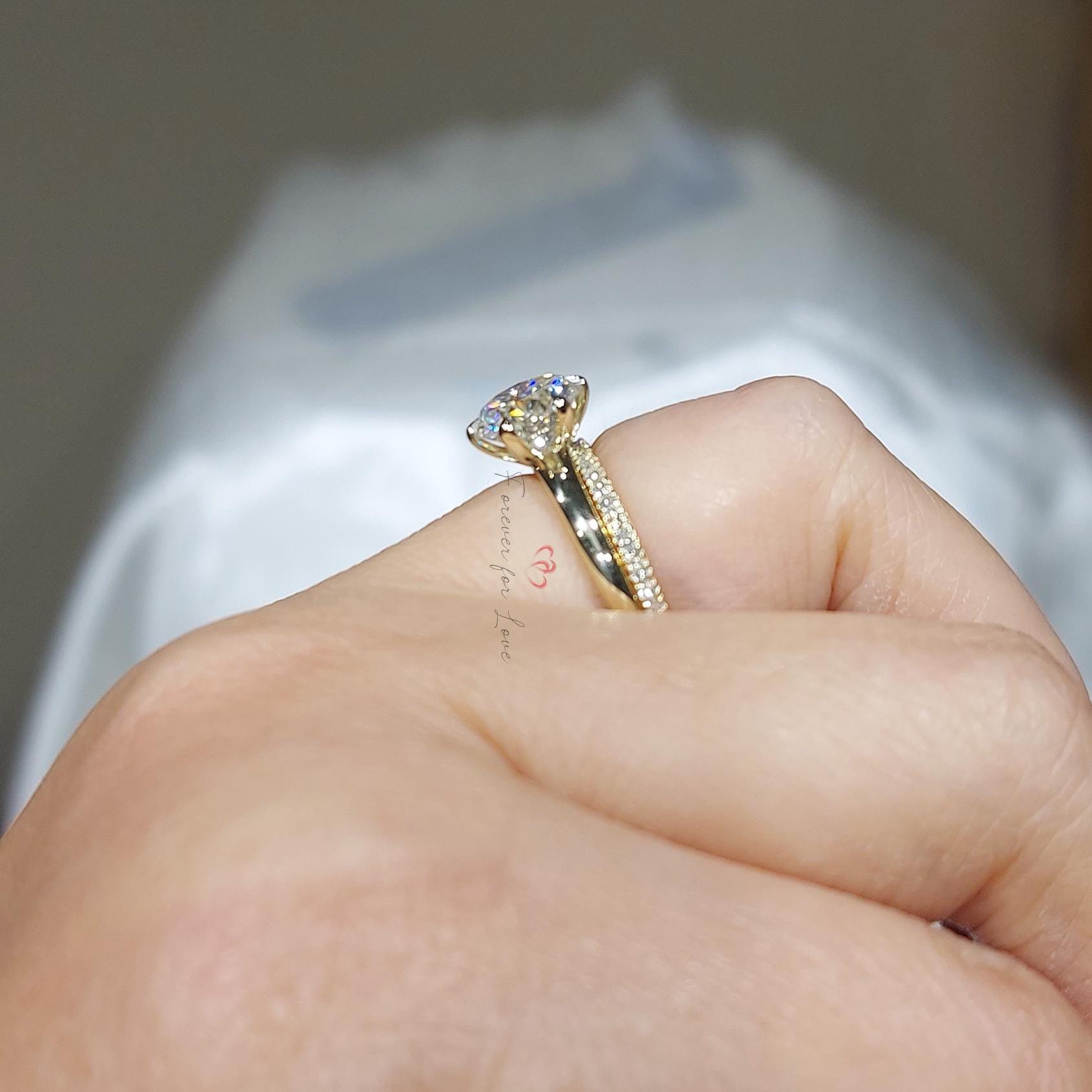 1.5 Ct IGI Certified Round Lab Diamond Solitaire Engagement Ring