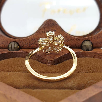 Pear Lab Diamond Ring