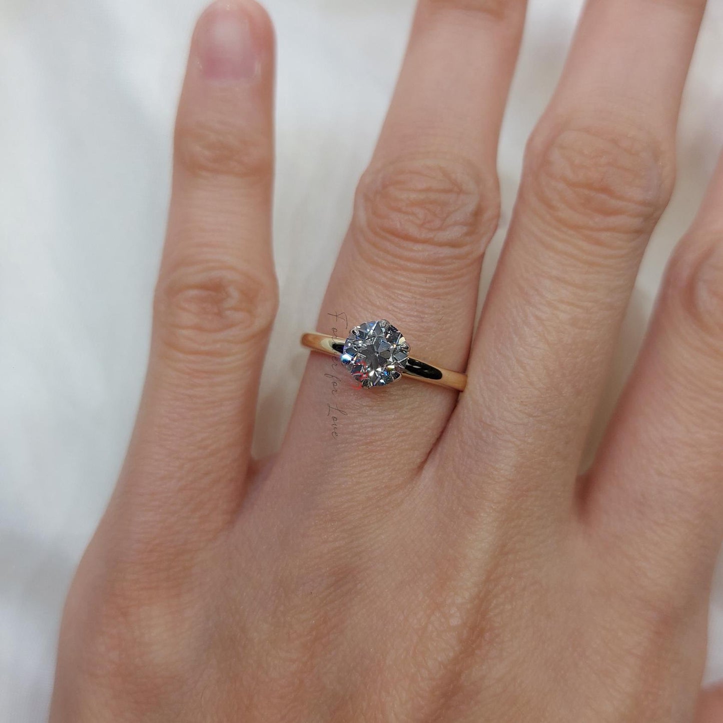 Bague de Fiançailles Auréole avec Diamant de Laboratoire Ancien de Taille Coussin de 3 Carats Round cut 1Ct Moissanite taille brillant engagement ring in Gold or Platinum — custom handcrafted by Forever For Love