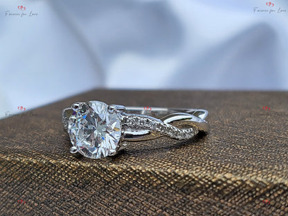 1.5 Ct IGI Certified Round Lab Diamond Solitaire Engagement Ring