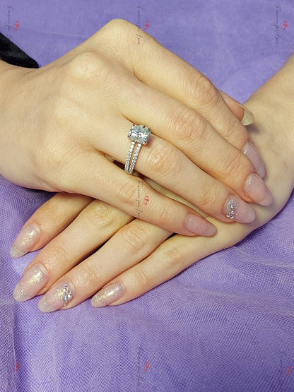 2 Ct Radiant Moissanite Engagement Ring