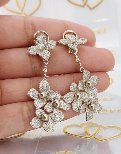 14 Karat Gold Blumen-Ohrhänger, maßgefertigter massiver baumelnder Goldohrring mit Blumenanhängern, Blasenblumen-Ohrring-Anhänger, Blumenohrringe, perfektes Geschenk