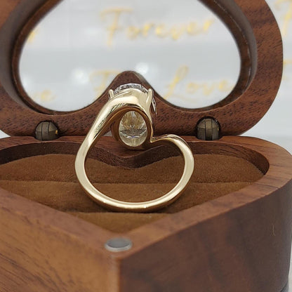 4 Ct IGI Certified Oval Lab Diamond Solitaire Engagement Ring