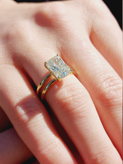 2.6 Ct IGI Certified Radiant Lab Diamond Solitaire Engagement Ring
