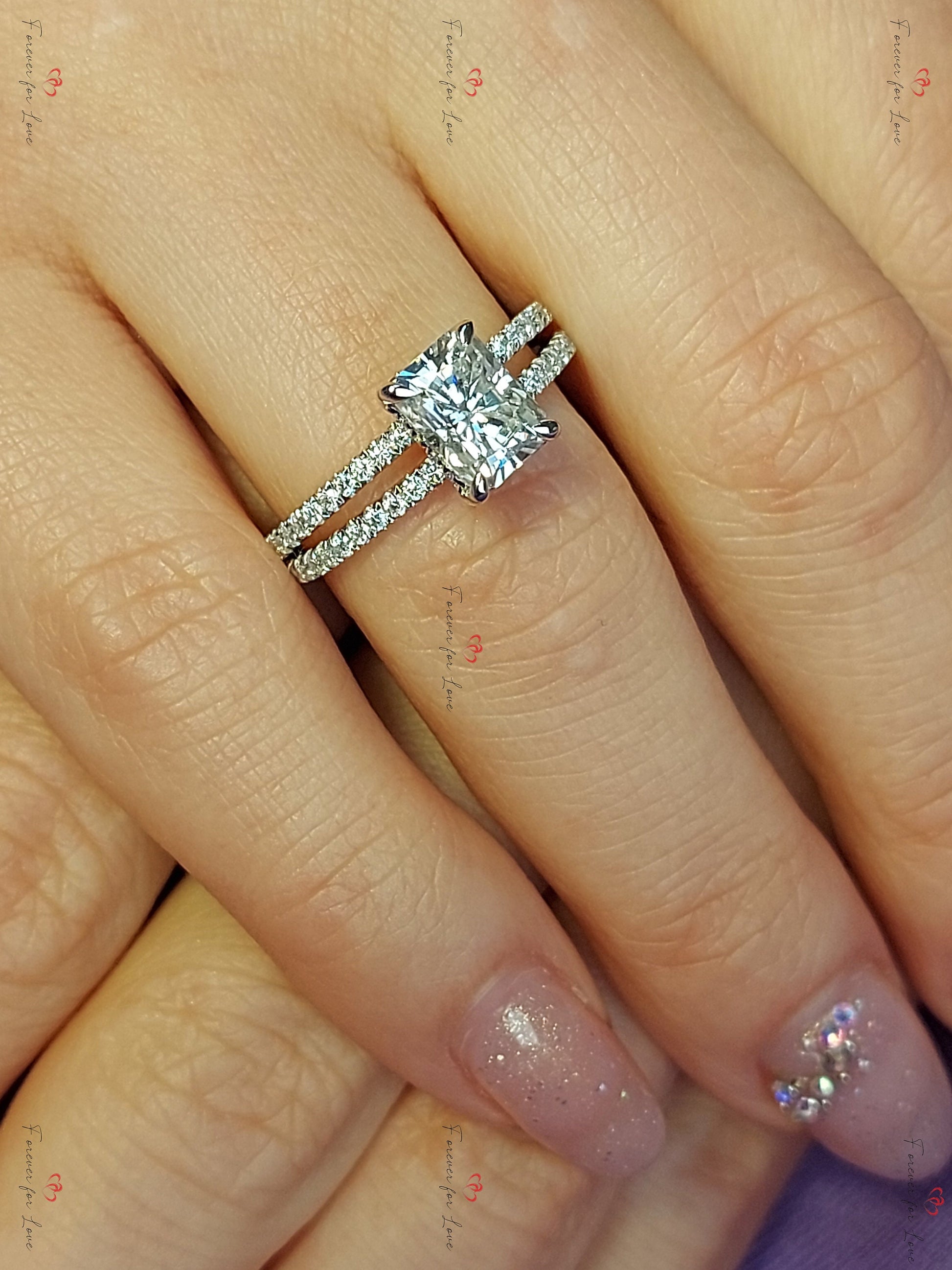 2 Ct Radiant Moissanite Engagement Ring