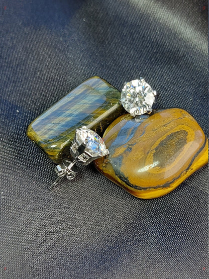 Puces d'oreilles rondes en diamant / Puces d'oreilles en diamant de laboratoire certifié IGI / Puces d'oreilles en or 14 carats avec fermoir à vis / Cadeau d'anniversaire pour elle