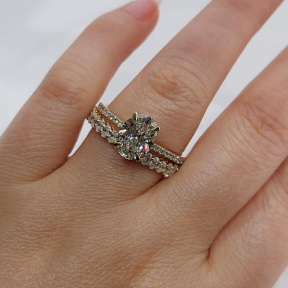 2.5 Ct IGI Certified Oval Lab Diamond Solitaire Engagement Ring
