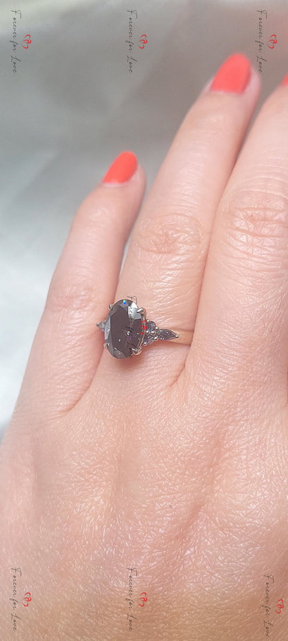 2 Ct Oval Moissanite Solitaire Engagement Ring