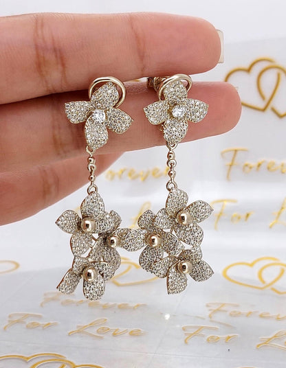 14 Karat Gold Blumen-Ohrhänger, maßgefertigter massiver baumelnder Goldohrring mit Blumenanhängern, Blasenblumen-Ohrring-Anhänger, Blumenohrringe, perfektes Geschenk