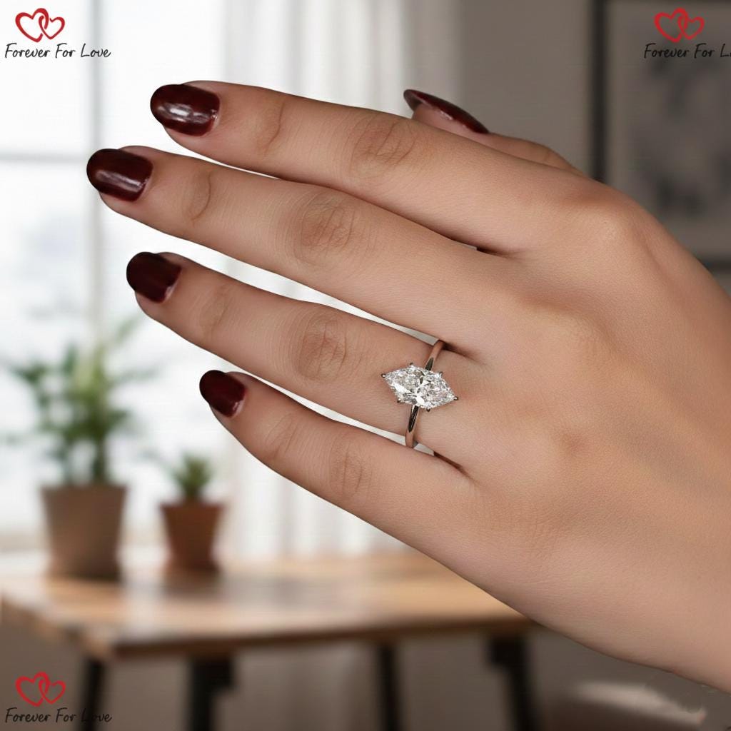 Verlobungsring mit 3 Karat IGI-zertifiziertem Marquise-Labor-Diamanten und verstecktem Halo Marquise cut Moissanite engagement ring in 935er Argentium Silber — custom handcrafted by Forever For Love
