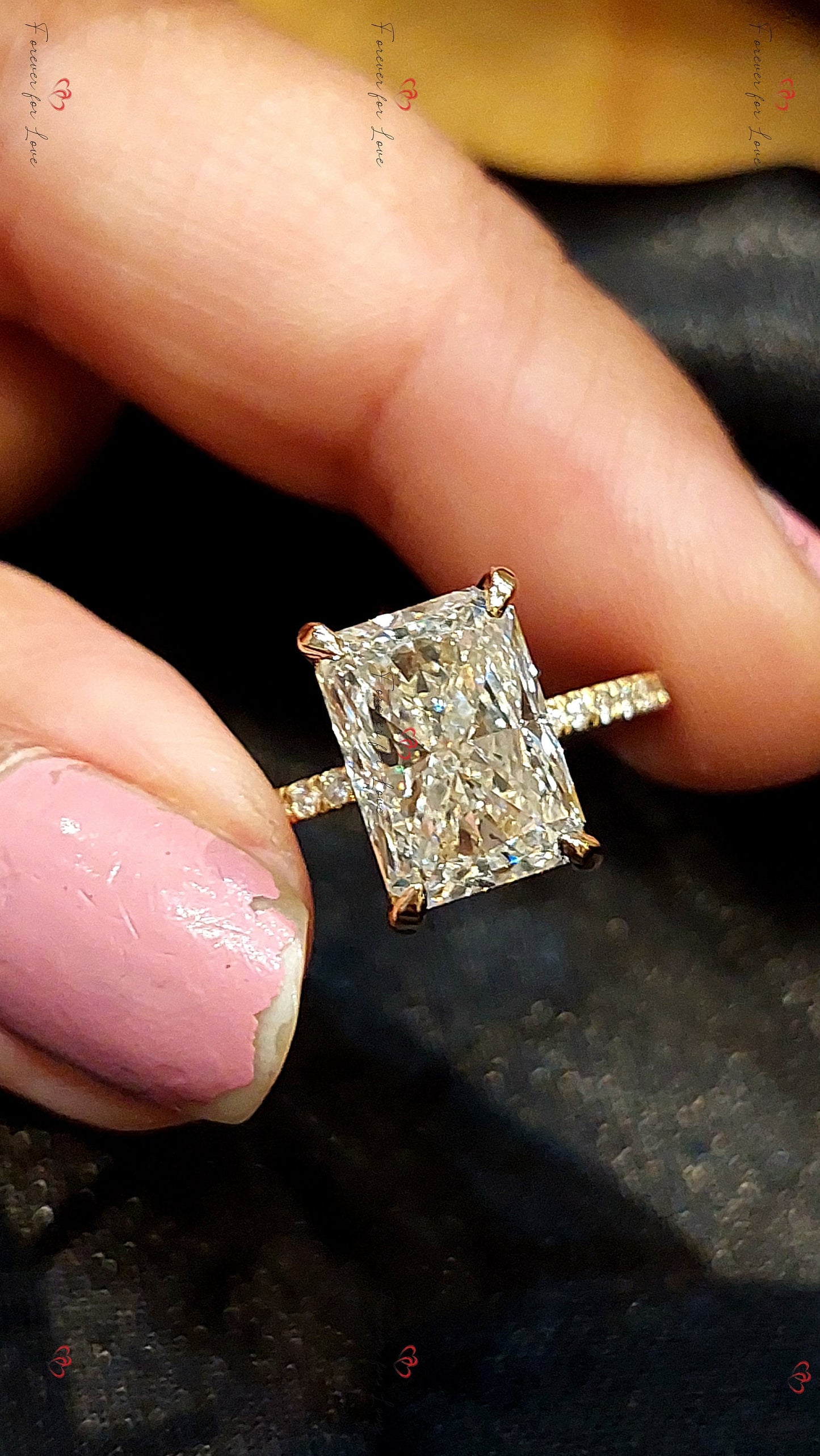 Bague de Fiançailles Halo 4 carats avec Diamant Radiant de Laboratoire Certifié IGI Radiant cut 1Ct Moissanite taille brillant engagement ring in Gold or Platinum — custom handcrafted by Forever For Love