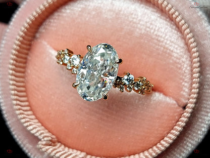 Oval Diamond, Moissanite Engagement Ring