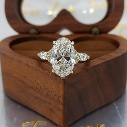 4.5 Ct IGI Certified Oval Lab Diamond Engagement Ring