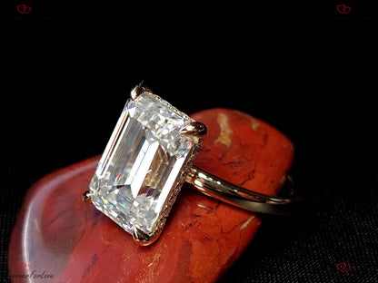 5 Ct IGI Certified Emerald Lab Diamond Solitaire Engagement Ring