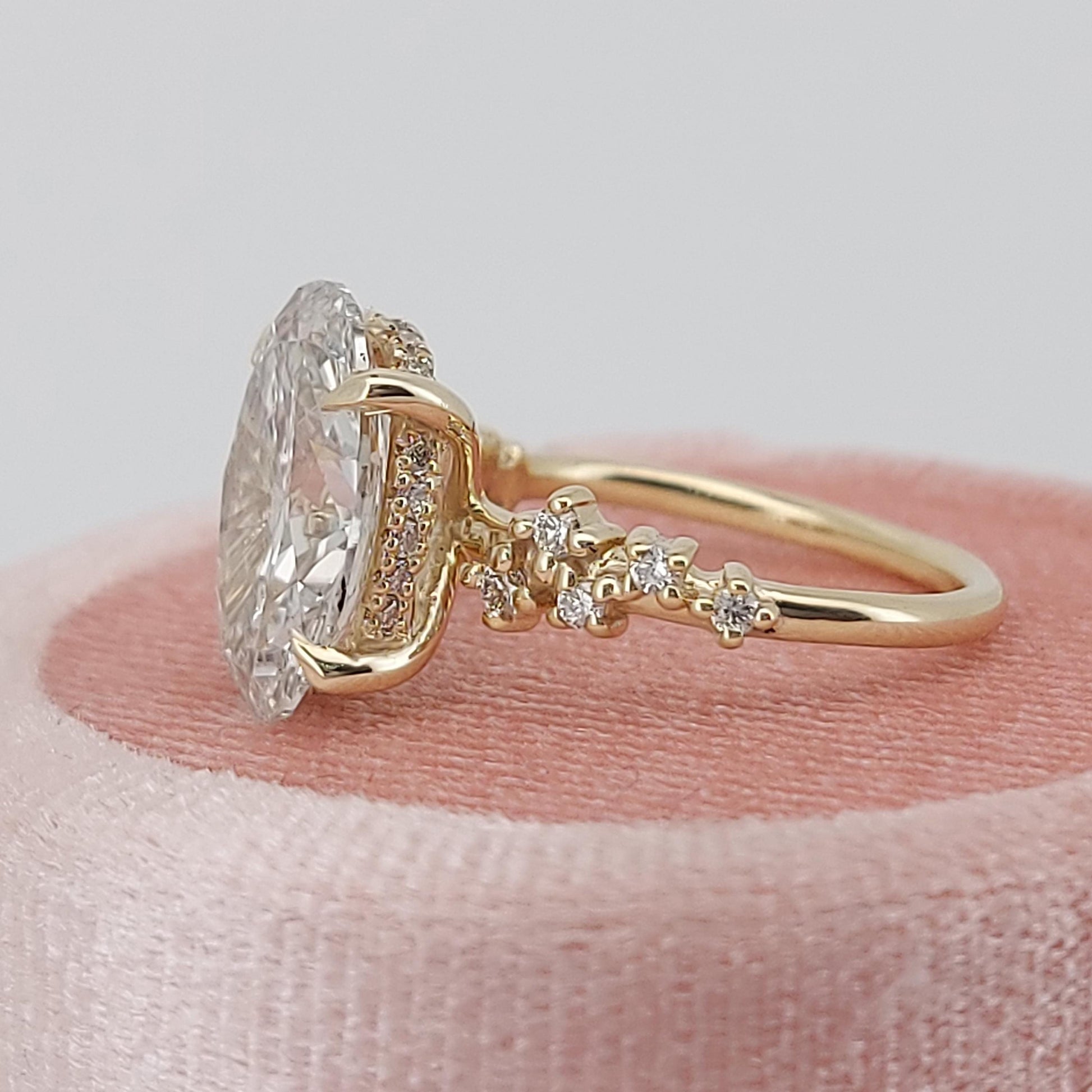 4 Ct IGI Certified Oval Diamond Engagement Ring