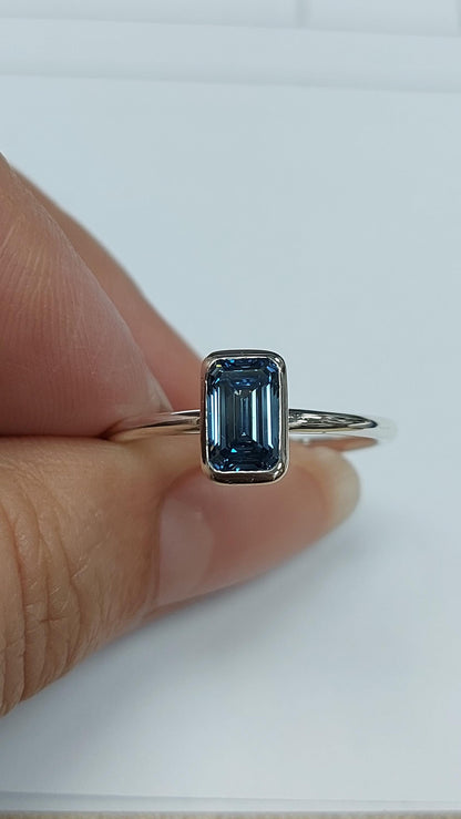1 Ct IGI Certified Emerald Lab Diamond Solitaire Engagement Ring
