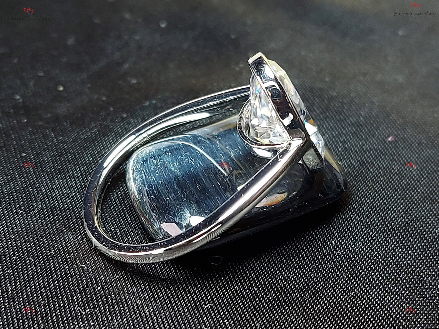 Bague de fiançailles 6 CT Moissanite avec serti clos, bague taille ovale allongée givrée de 14*9mm, bague moderne en diamant ovale, or jaune massif 14 carats. Oval cut 1Ct Moissanite taille brillant engagement ring in Gold or Platinum — custom handcrafted by Forever For Love