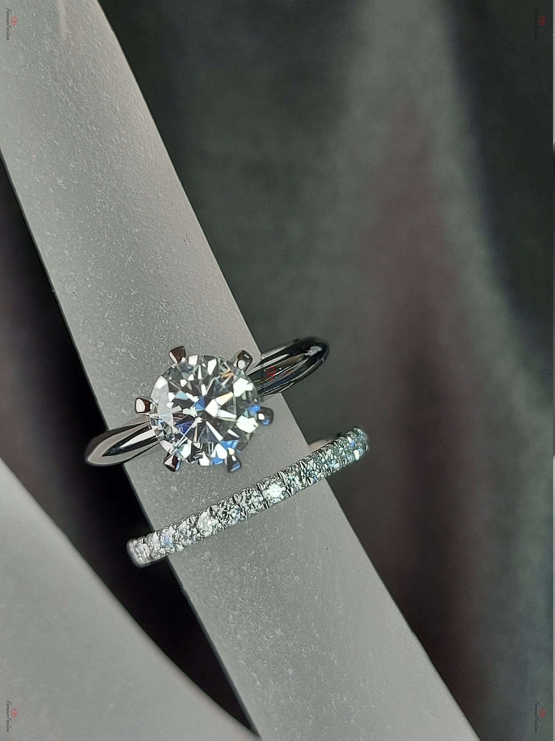 1.2 Ct IGI Certified Round Diamond Engagement Ring