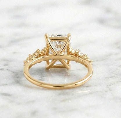 3.5 Ct IGI Certified Radiant Lab Diamond Solitaire Engagement Ring