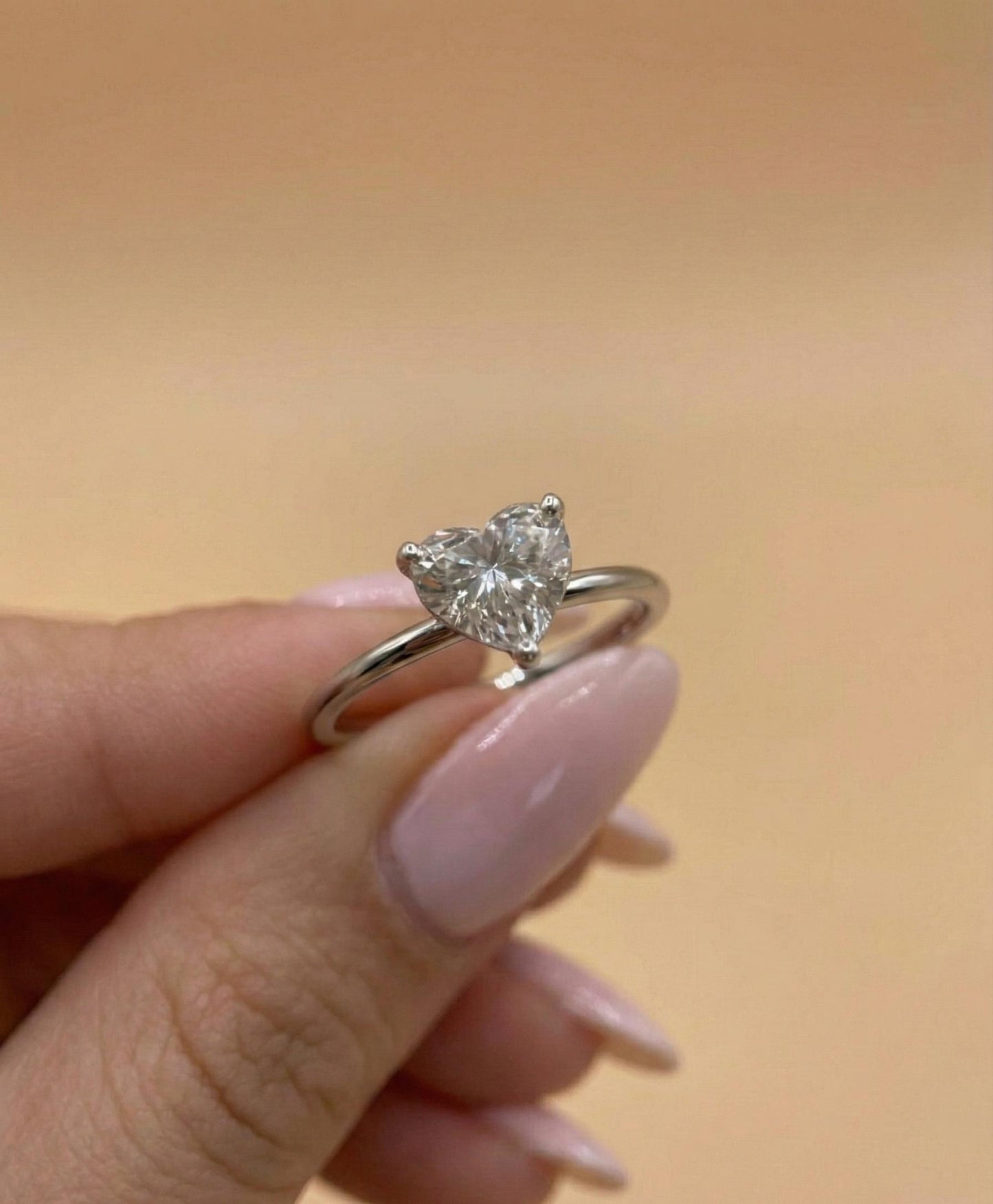 Bague de Fiançailles Solitaire 1 Ct Diamant de Laboratoire Coeur Heart cut 1Ct Moissanite taille brillant engagement ring in Gold or Platinum — custom handcrafted by Forever For Love
