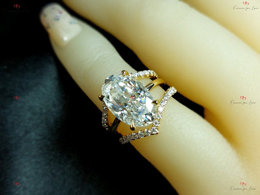 9.5 Ct Oval Diamond, Moissanite Hidden Halo Engagement Ring