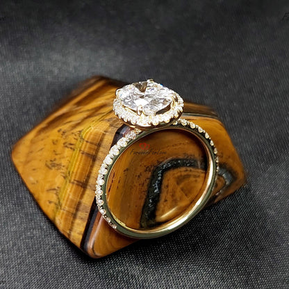 2.5 Ct IGI Certified Oval Lab Diamond Halo Engagement Ring