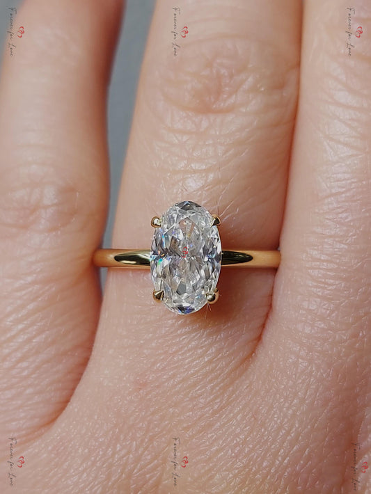 2 Ct Oval Moissanite Engagement Ring