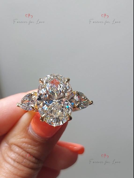 12 Ct IGI Certified Oval Diamond Three Stone Engagement Ring