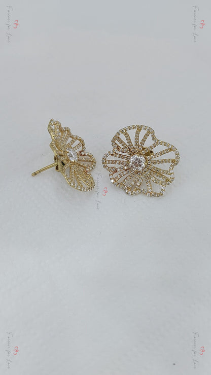 Ohrstecker aus 14 Karat Roségold mit Spinnen und Diamanten: Von der Natur inspirierter Schmuck