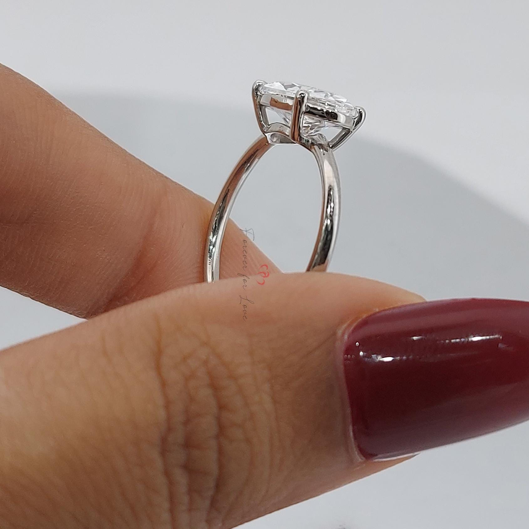 2 Ct IGI Certified Oval Lab Diamond Solitaire Engagement Ring