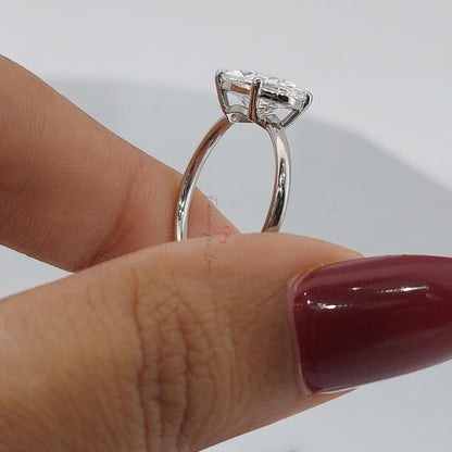 2 Ct IGI Certified Oval Lab Diamond Solitaire Engagement Ring