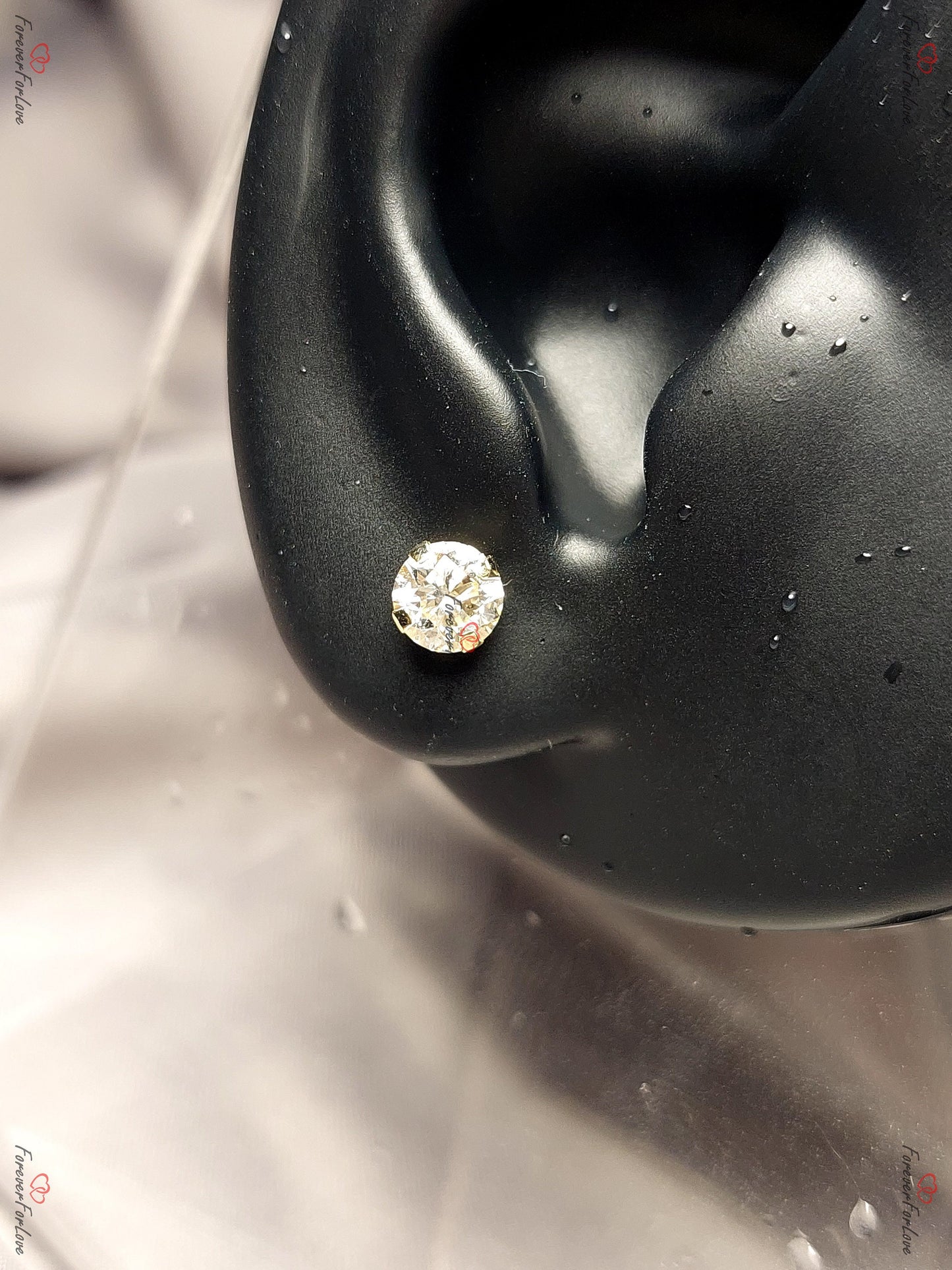 14 Karat Gelbgold Ohrstecker mit 1 Karat runden Diamanten, Diamant Ohrstecker, echte Diamantohrstecker, Geburtstagsgeschenk, Valentinstagsgeschenk für sie Moissanite engagement ring in Gold or Platinum — custom handcrafted by Forever For Love