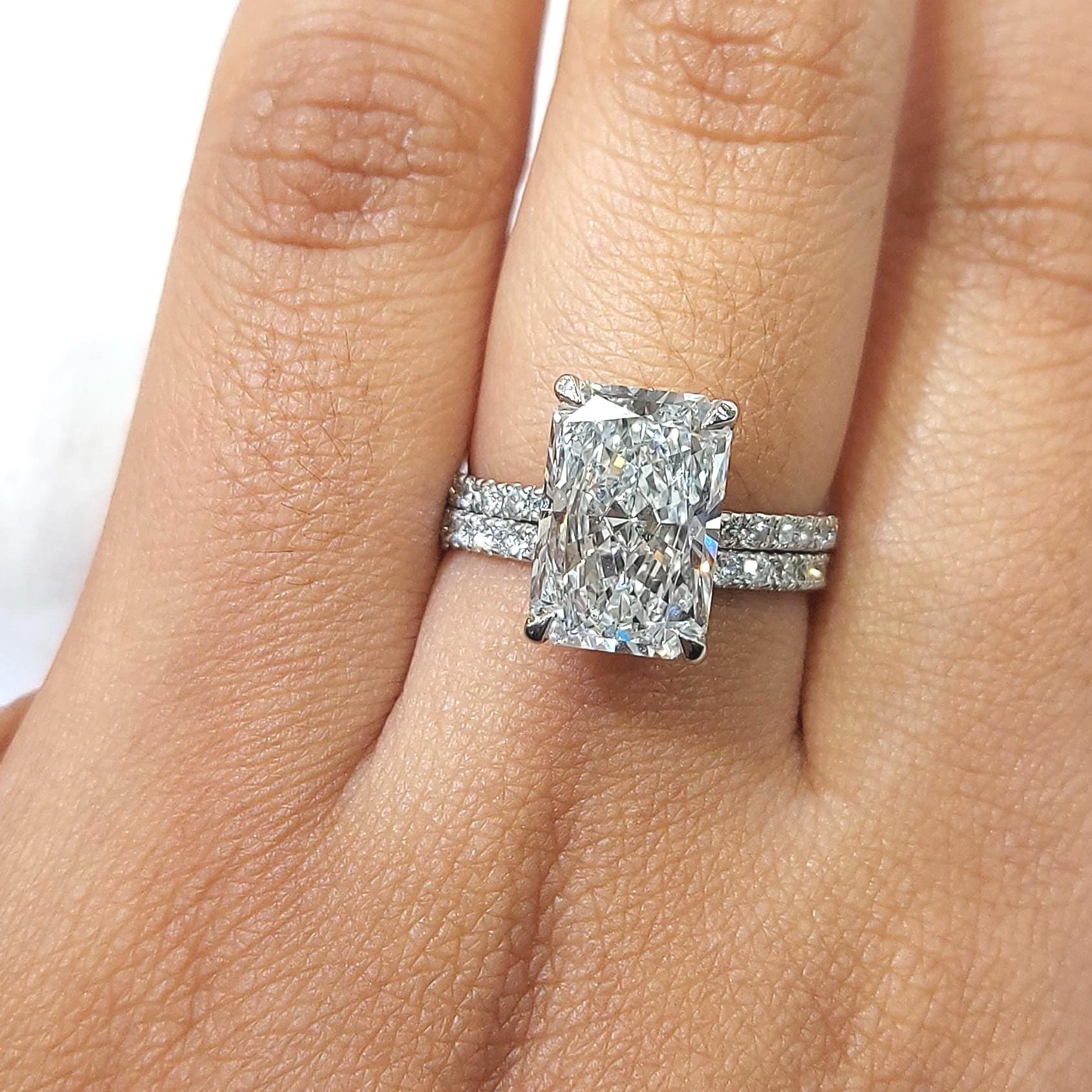 3.5 Ct IGI Certified Radiant Lab Diamond Halo Ring