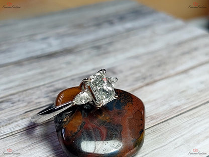 1 Ct Radiant Diamond Engagement Ring