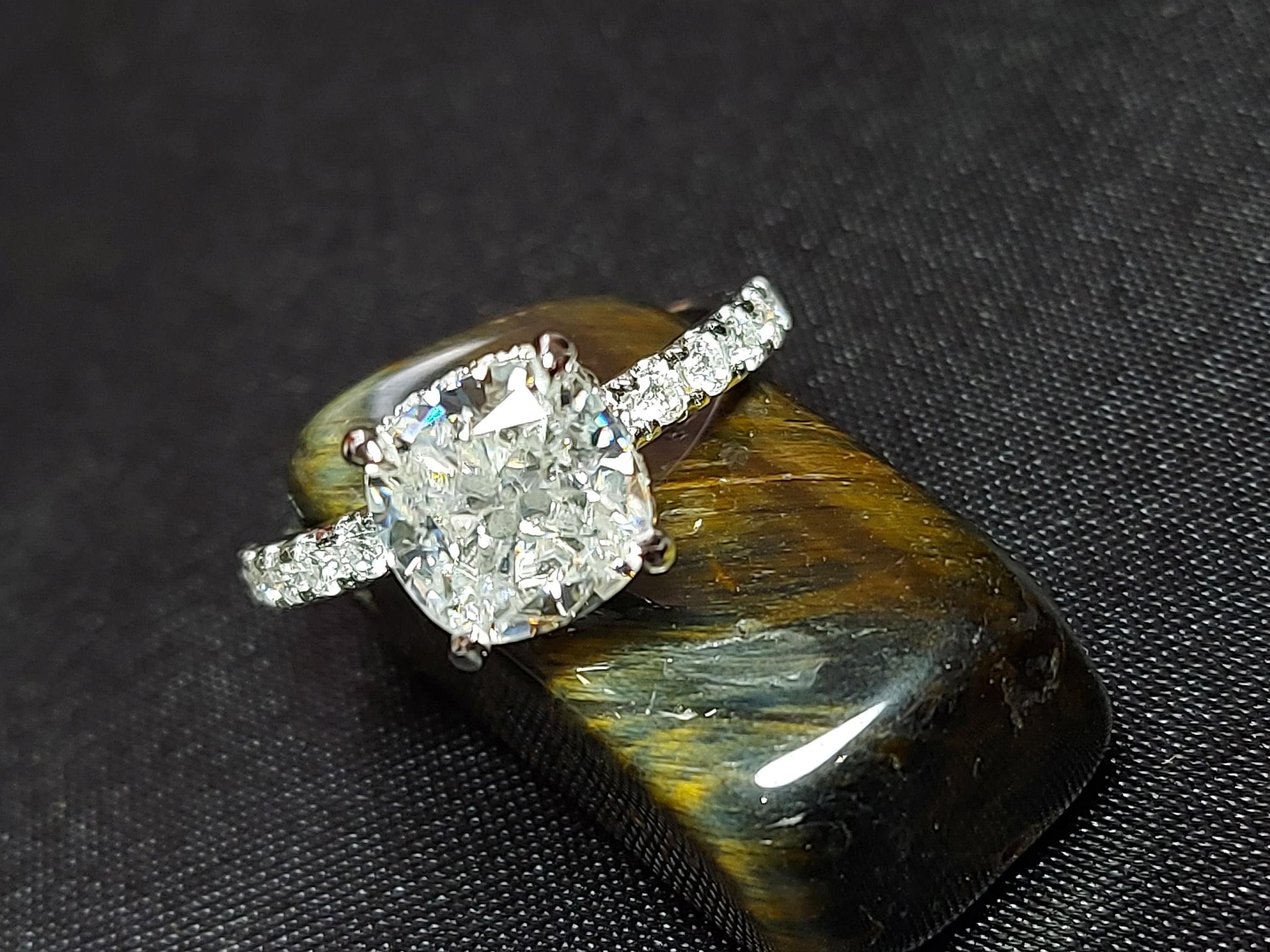 2Ct Cushion Cut moissanite engagement ring, Crushed Ice hidden halo Unique Diamond Ring Bridal ring Anniversary ring Engagement Ring.