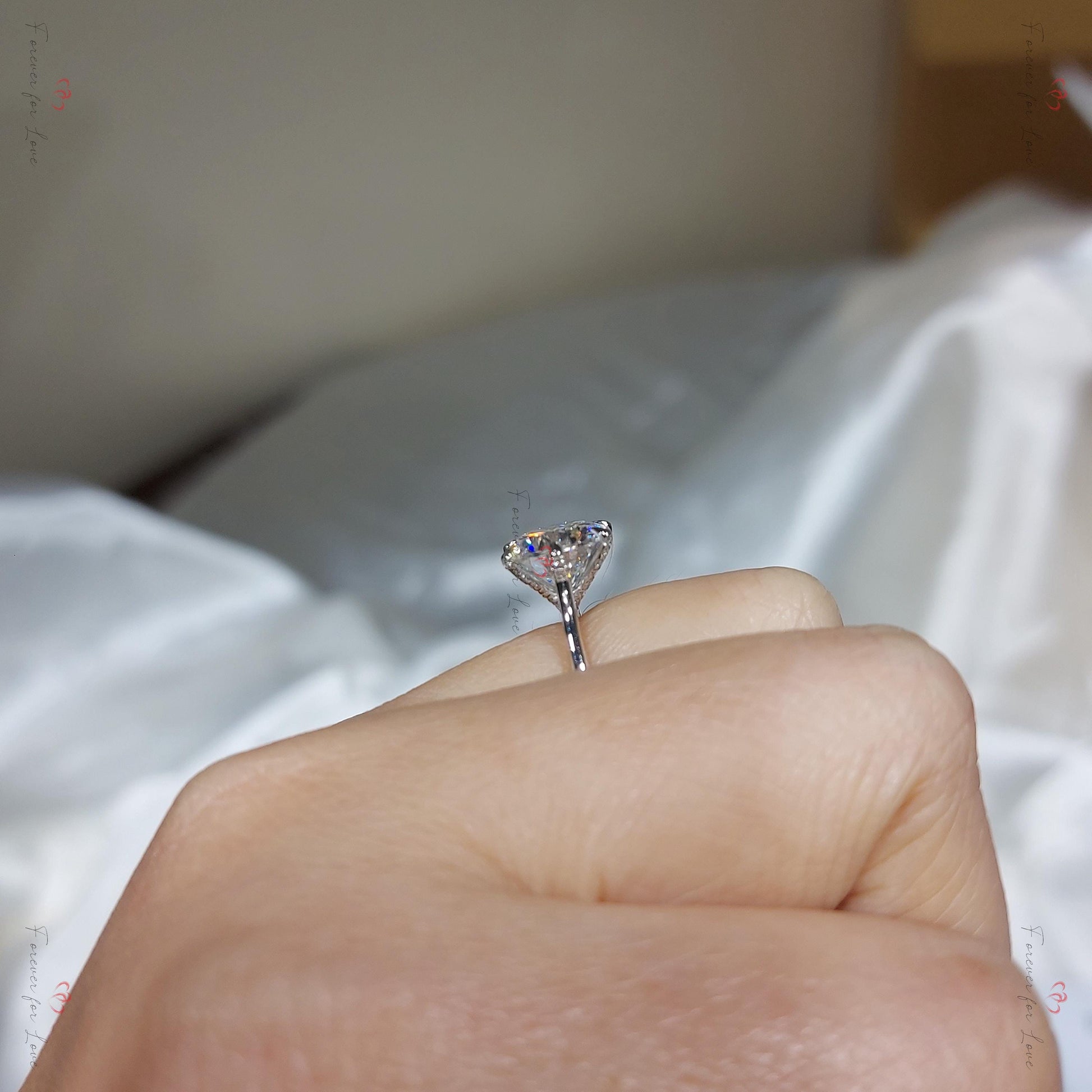3 Ct IGI Certified Round Lab Diamond Solitaire Engagement Ring