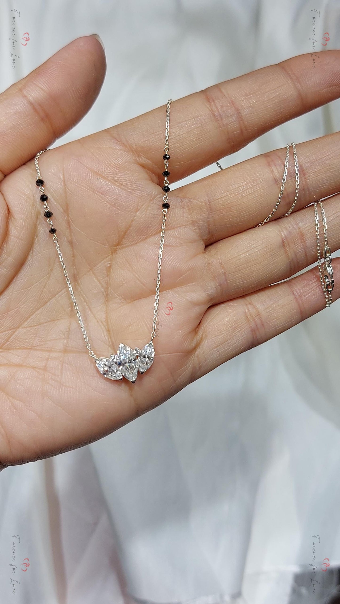 Mangalsutra en Moissanite et perles noires, collier chaîne en or, bijoux perlés faits à la main, collier de mariage véritable diamant, cadeau pour elle. Moissanite engagement ring in Gold or Platinum — custom handcrafted by Forever For Love