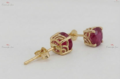 Natürliche Rubin Ohrstecker, runde Rubin Ohrstecker, 14k Gold Ohrstecker, 5MM runde Rubin Ohrringe / Geschenk für Mama