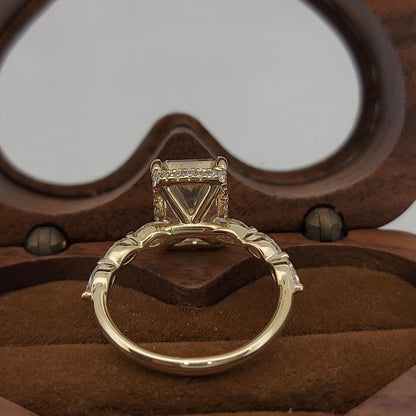 4 Ct IGI Certified Radiant Lab Diamond Solitaire Engagement Ring