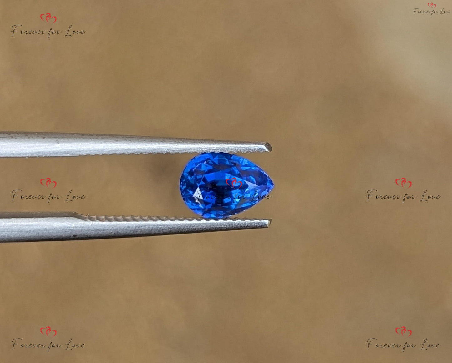 Blauer Saphir 1,20 Karat, leuchtend intensiver blauer, birnenförmiger loser Edelstein, 6,1 x 4,7 x 4,7 mm, unbehandelter Saphir aus Sri Lanka Moissanite engagement ring in Gold or Platinum — custom handcrafted by Forever For Love
