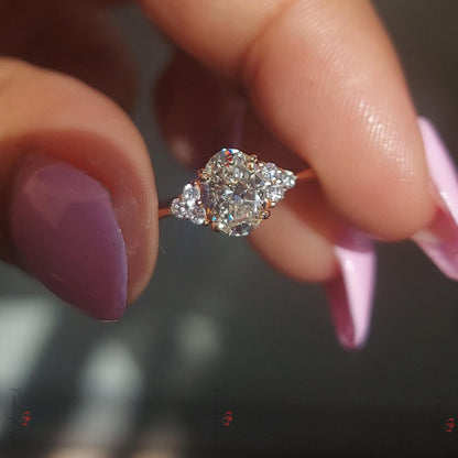 1.5 Ct Oval Diamond Engagement Ring