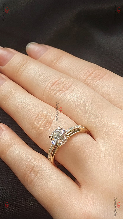 2 Ct Round Lab Diamond Engagement Ring