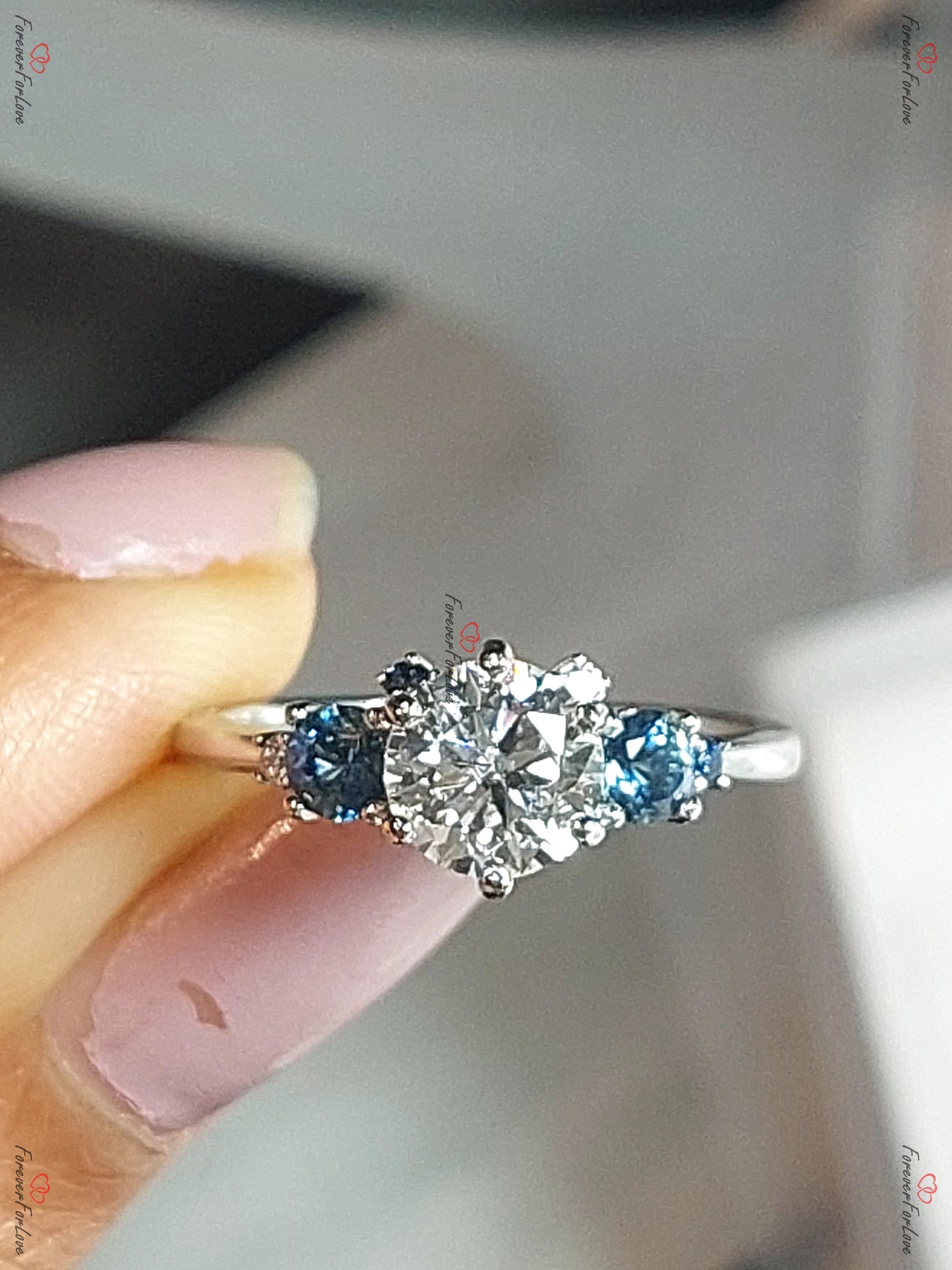 1 Ct Round Diamond, Sapphire Ring